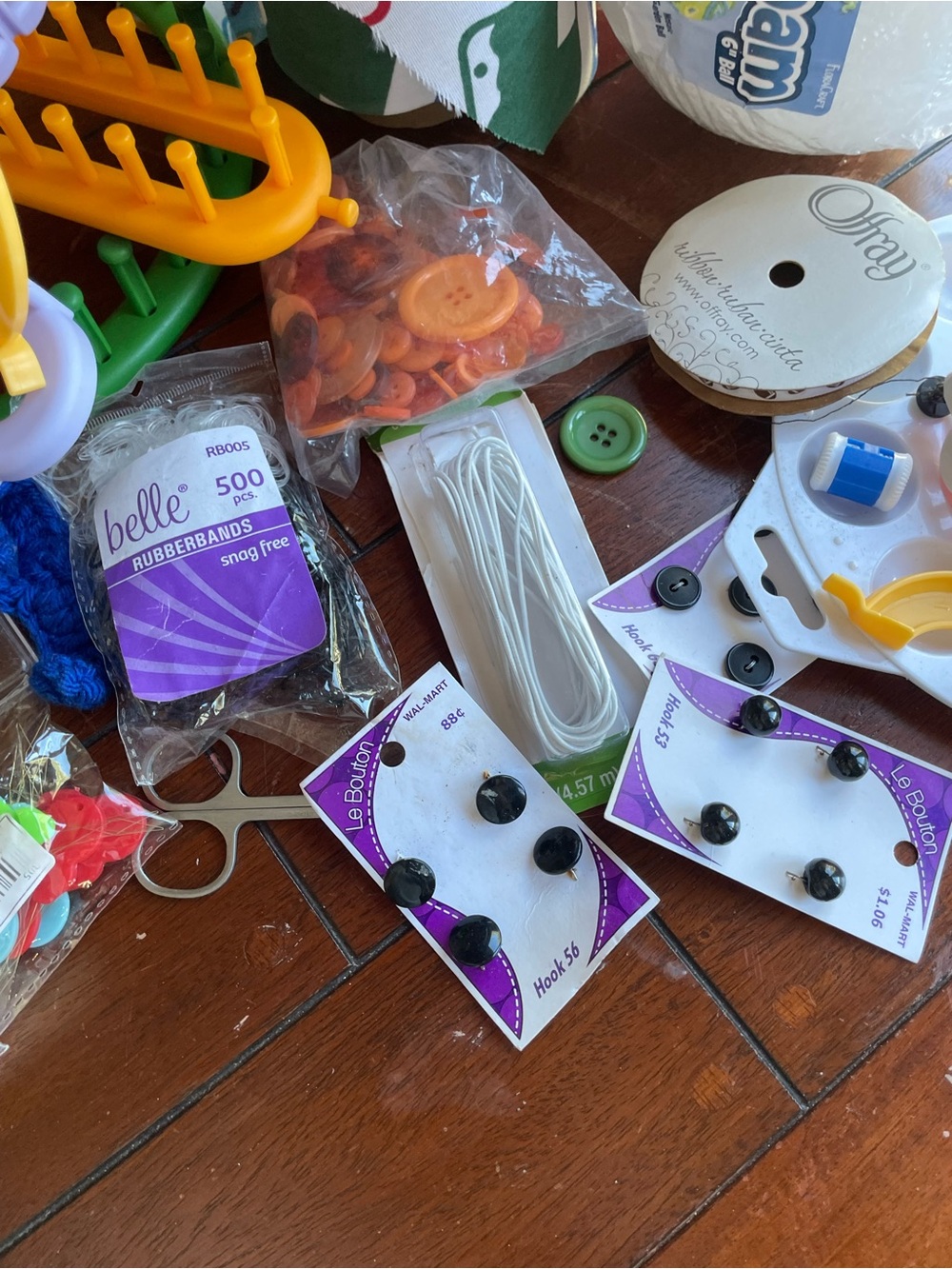 Assorted Craft Bundle - Picture 3 of 11